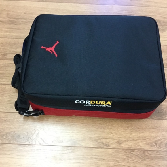 Nike Air Jordan Future Boot Bred Size US Men’s 12 - Picture 16 of 16